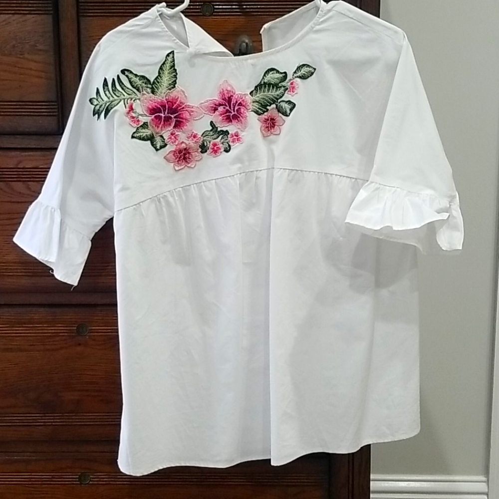 White flowy blouse